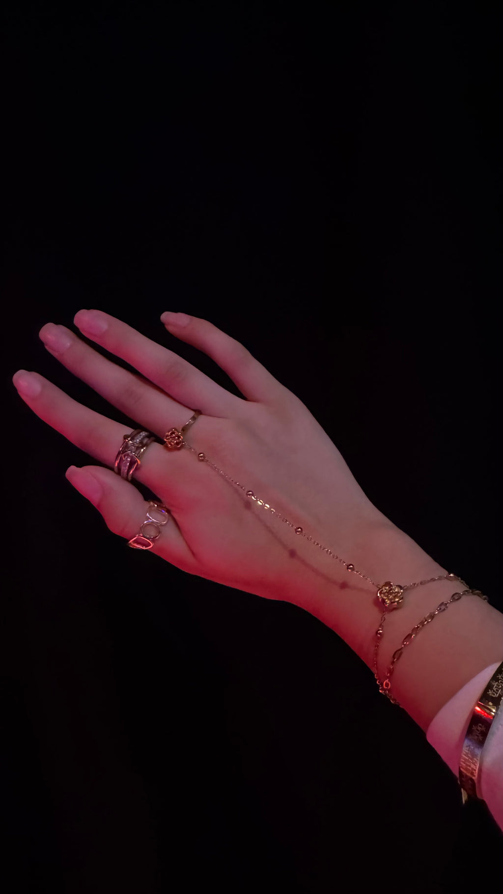 Zohra Hand Bracelet