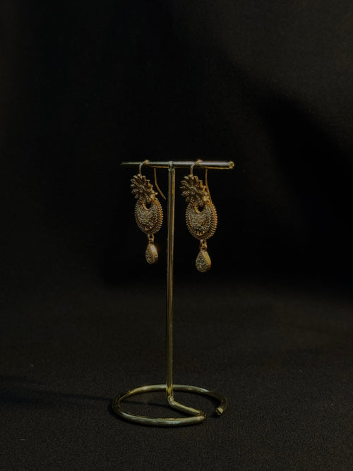 Gold coloured Earrings